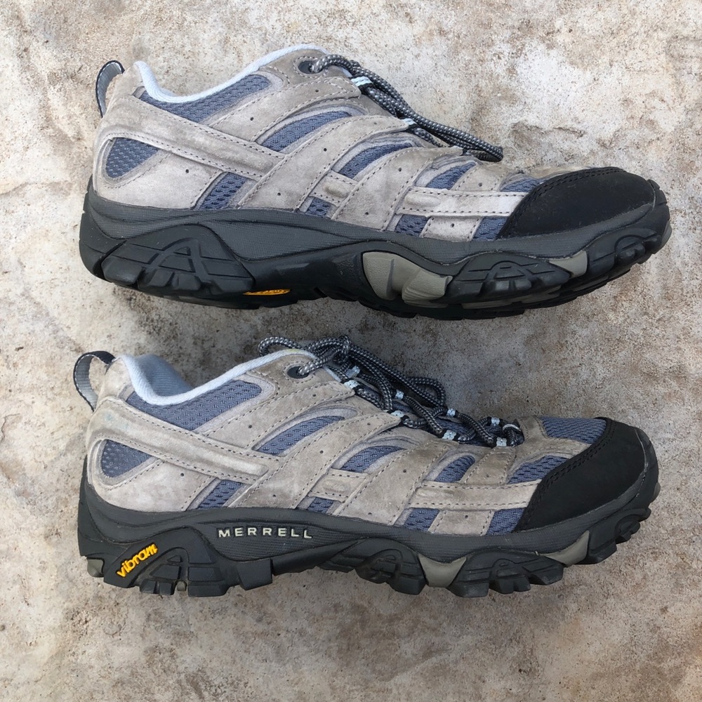 Merrell Moab 2 Vent Hiking Shoes, Women’s 9